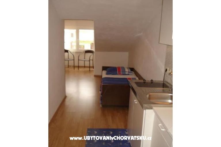 Apartmaji Angela – foto 5