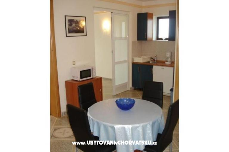 Apartmaji Angela – foto 6