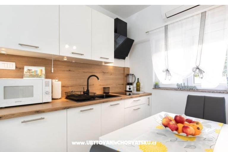 Apartmaji Fanuko – foto 15