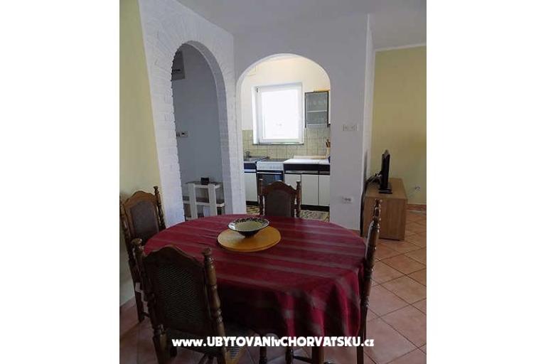 Apartmaji Dijana – foto 8