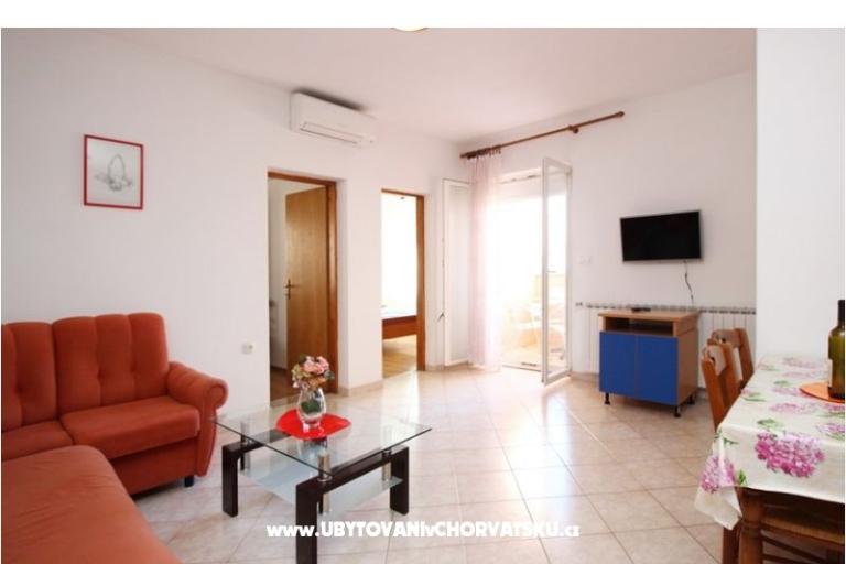 Apartmaji Lucijana Baska – foto 13