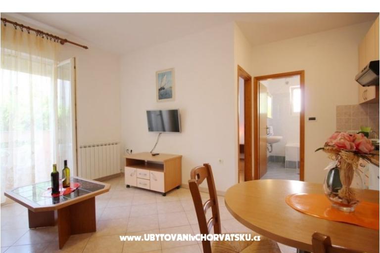 Apartmaji Lucijana Baska – foto 4