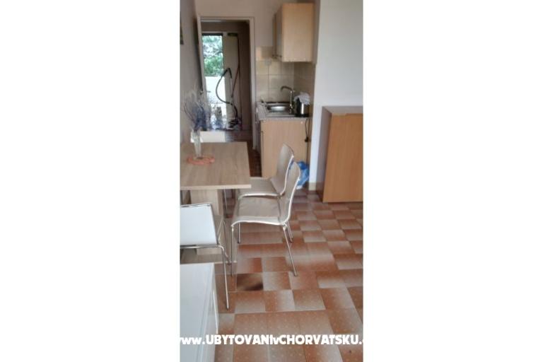 Apartmaji Nada – foto 11