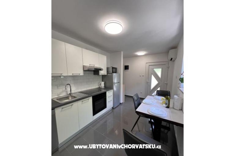 Apartmaji Matea – foto 13