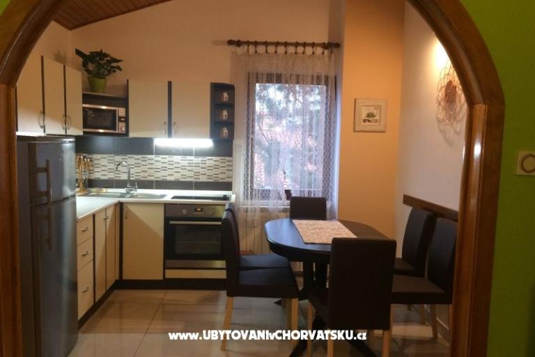 Apartmaji Matea – foto 8