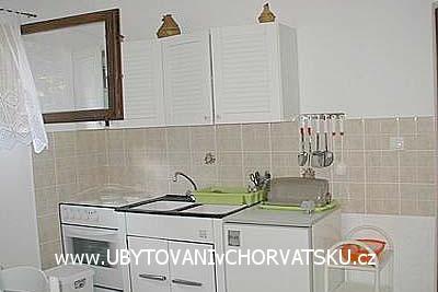 Apartmaji Poropat – foto 8