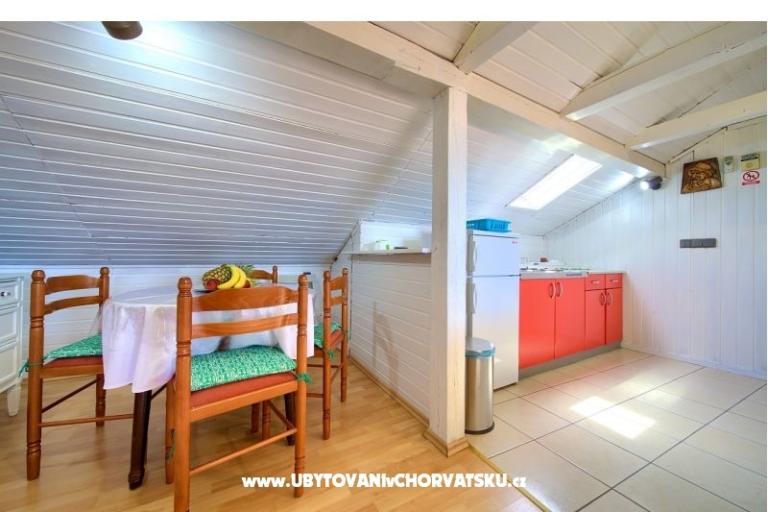 Apartmaji Stella Malinska Krk – foto 4