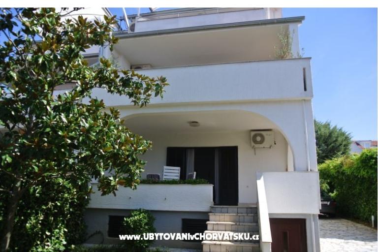 Apartmaji Lovašen – foto 3