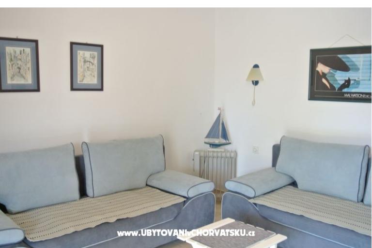 Apartmaji Lovašen – foto 6