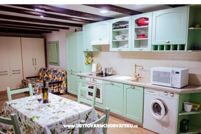 Apartmaji Funtana  – foto 14