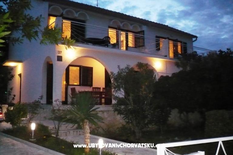 Apartmaji Zana – foto 4