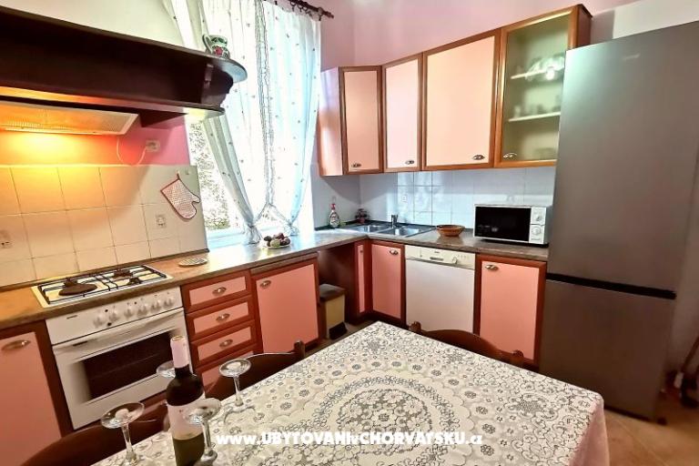 Apartmaji Villa Adelina – foto 9