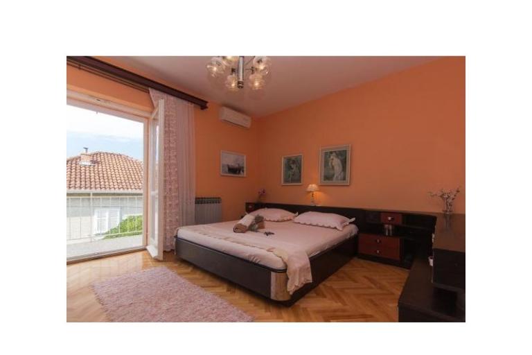 Apartma Ecija – foto 5
