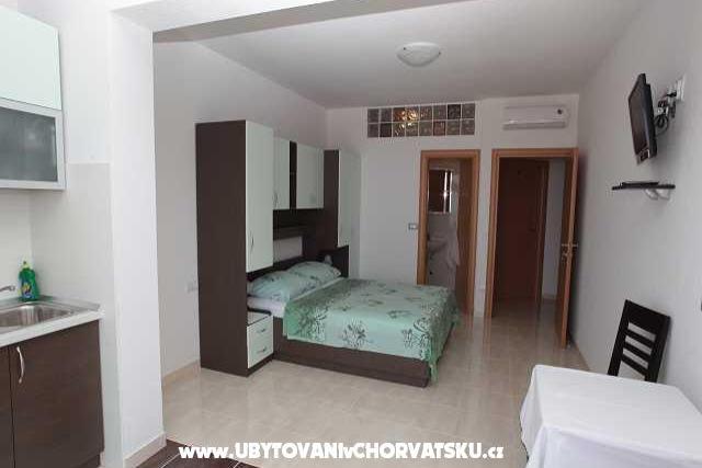 Apartmaji Dana – foto 7