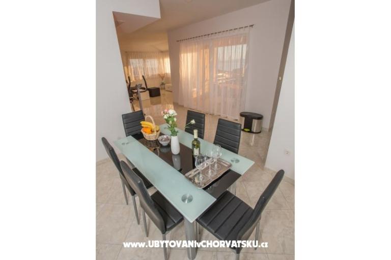 Apartmaji Buba/Maslina – foto 11