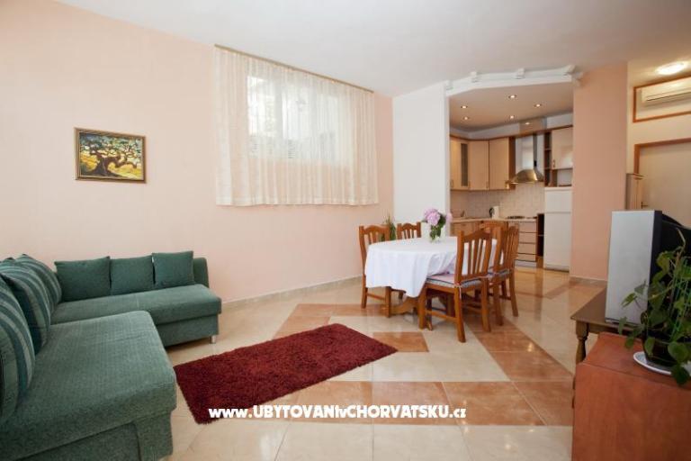 Apartmaji Daniela – foto 6