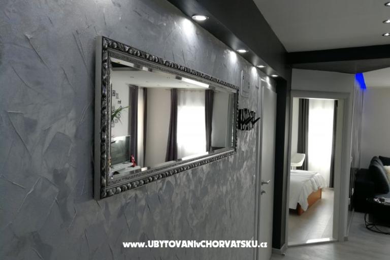 Familia City Center Apartmaji – foto 11