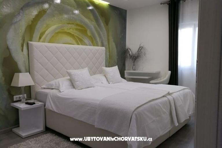 Familia City Center Apartmaji – foto 8