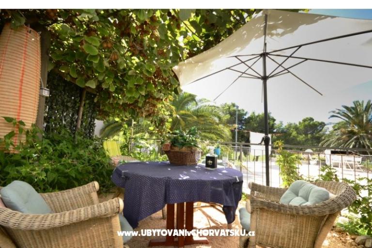 Apartmaji Garden – foto 10