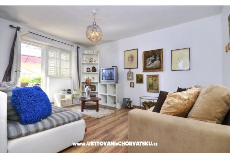 Apartmaji Garden – foto 12