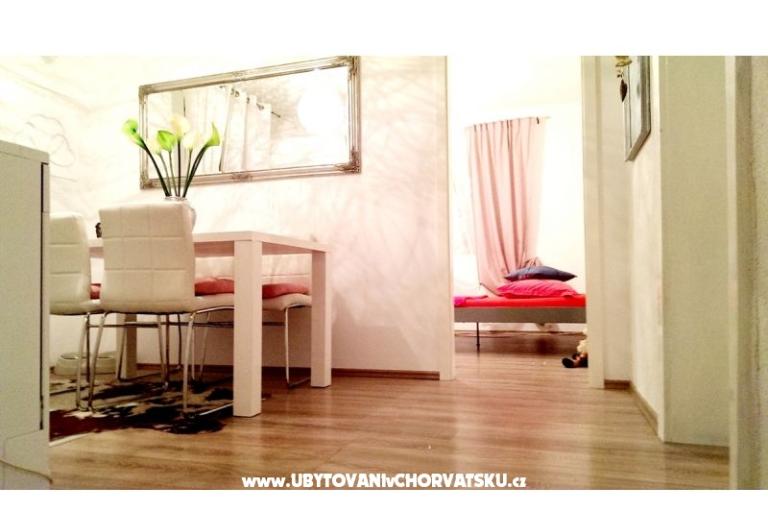 Apartmaji Garden – foto 14