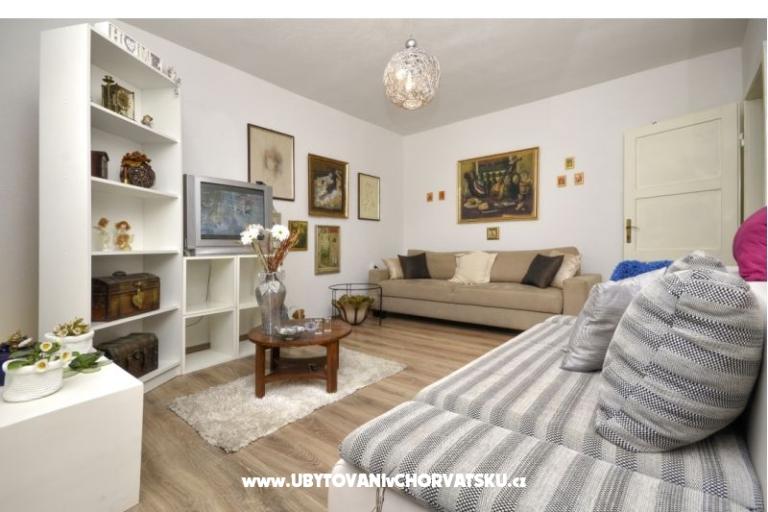 Apartmaji Garden – foto 16