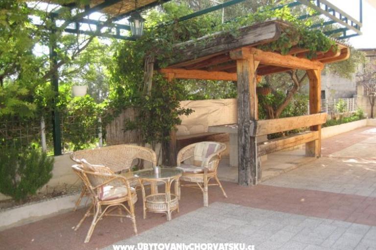 Apartmaji Ina – foto 7