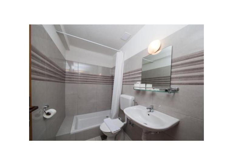 Apartmaji Kovačić – foto 6