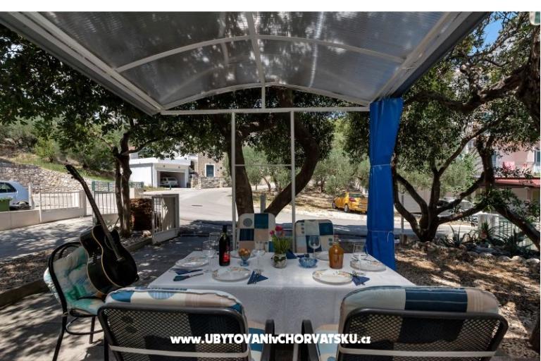 Apartmaji Krvavica – foto 11