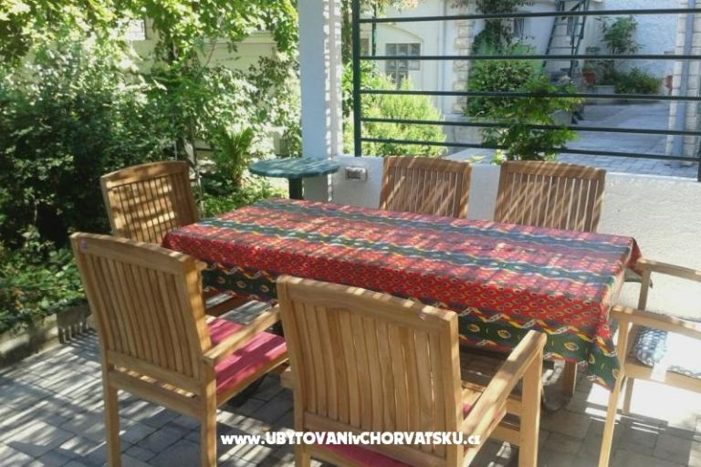 Apartmaji Lena - Makarska – foto 2