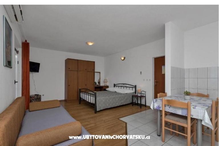 Apartmaji Leona – foto 8