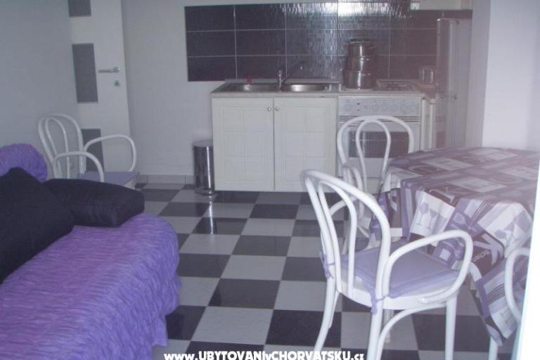 Apartmaji Mila Makarska – foto 8