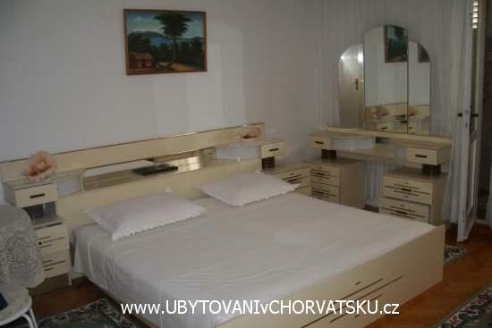 Apartmaji and rooms Gojak Milenka – foto 2