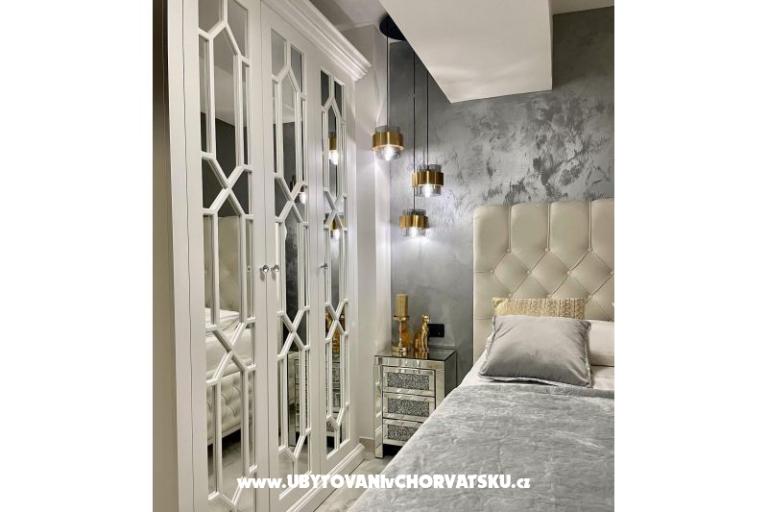 Apartmaji Romilda, by the beach – foto 26