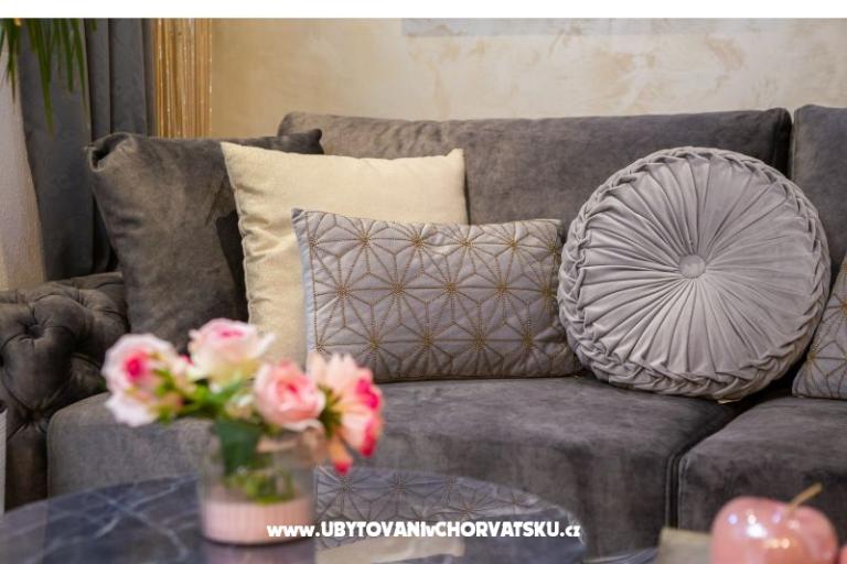 Apartmaji Romilda, by the beach – foto 28