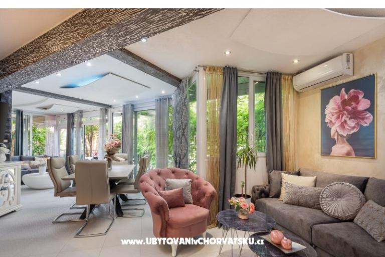 Apartmaji Romilda, by the beach – foto 29