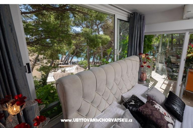 Apartmaji Romilda, by the beach – foto 3