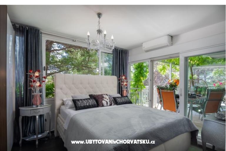 Apartmaji Romilda, by the beach – foto 37
