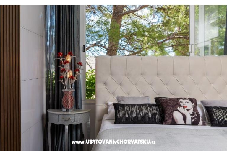 Apartmaji Romilda, by the beach – foto 41