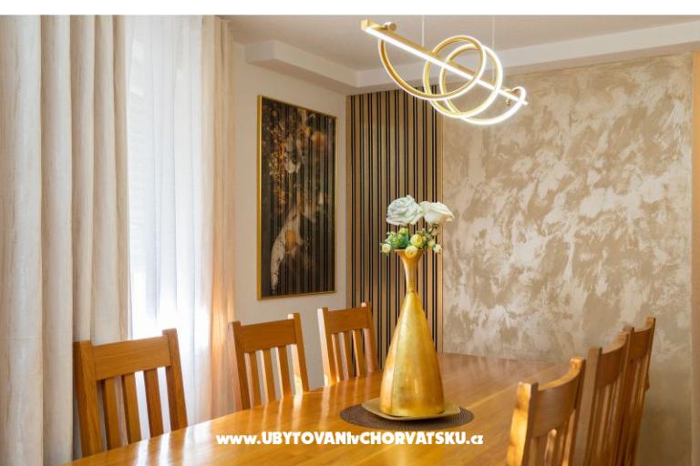 Apartmaji Romilda, by the beach – foto 60