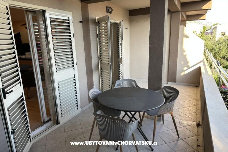 Apartmaji Tina – foto 9