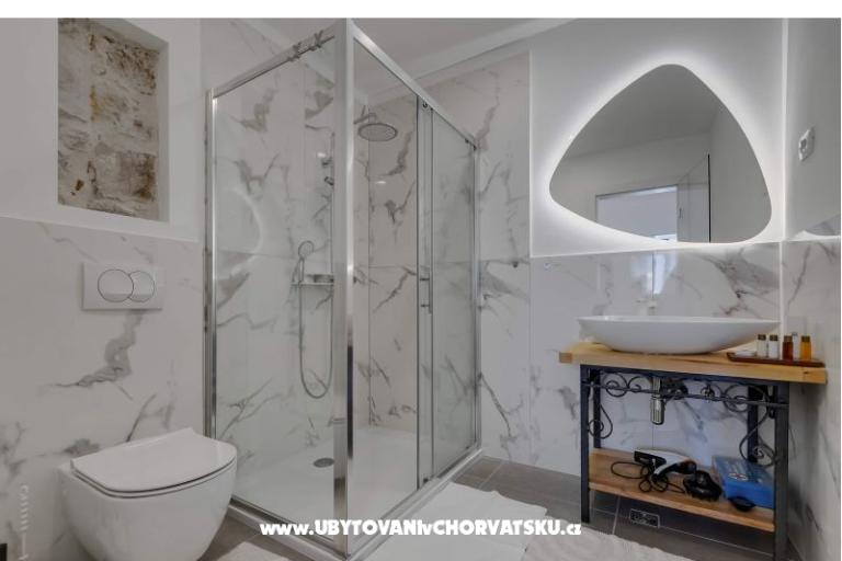 Luxury Sobe Palace B&B – foto 7