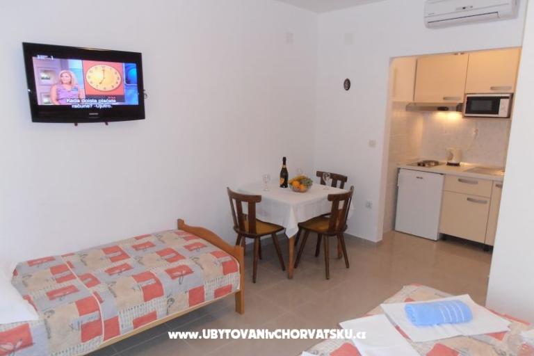 Apartmaji Villa Bešker – foto 15