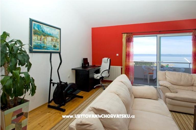 De Lux Apartmaji-SWIMMING POOL – foto 15