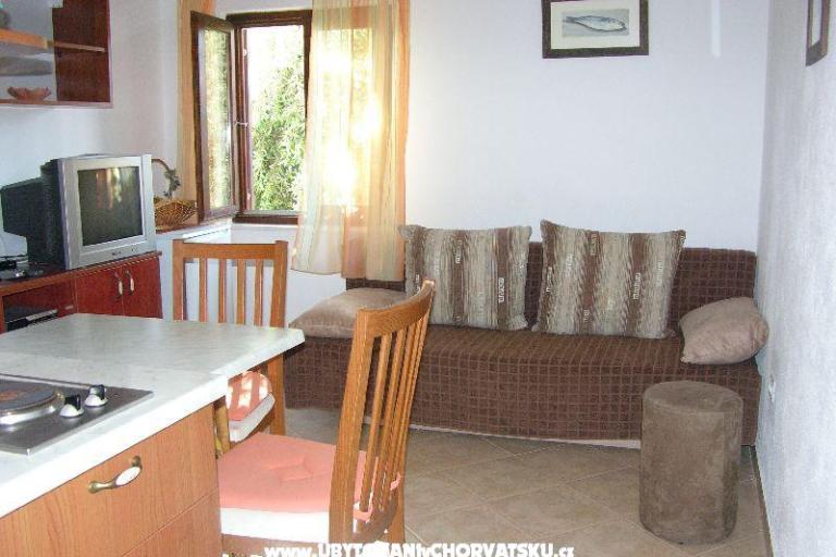 Apartmaji Adria -Sevid – foto 10