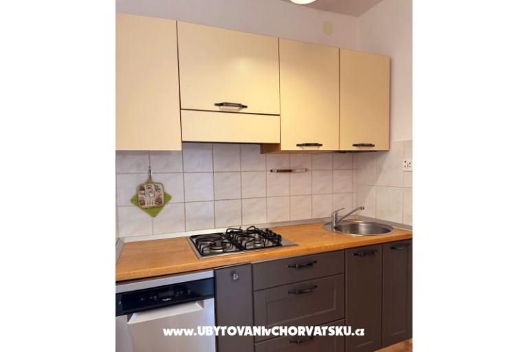 Apartmaji Ena i Enio – foto 16