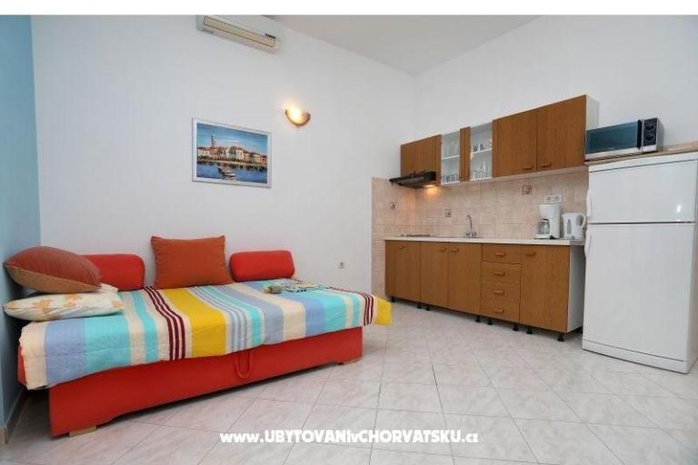 Apartmaji Ivanka – foto 5