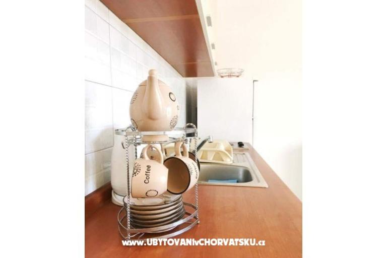 Apartmaji Lemon Garden – foto 14
