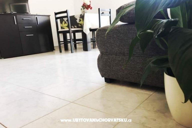 Apartmaji Lemon Garden – foto 18