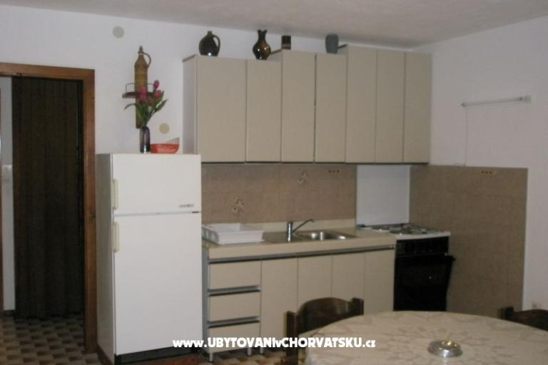 Apartmaji Marasović – foto 10